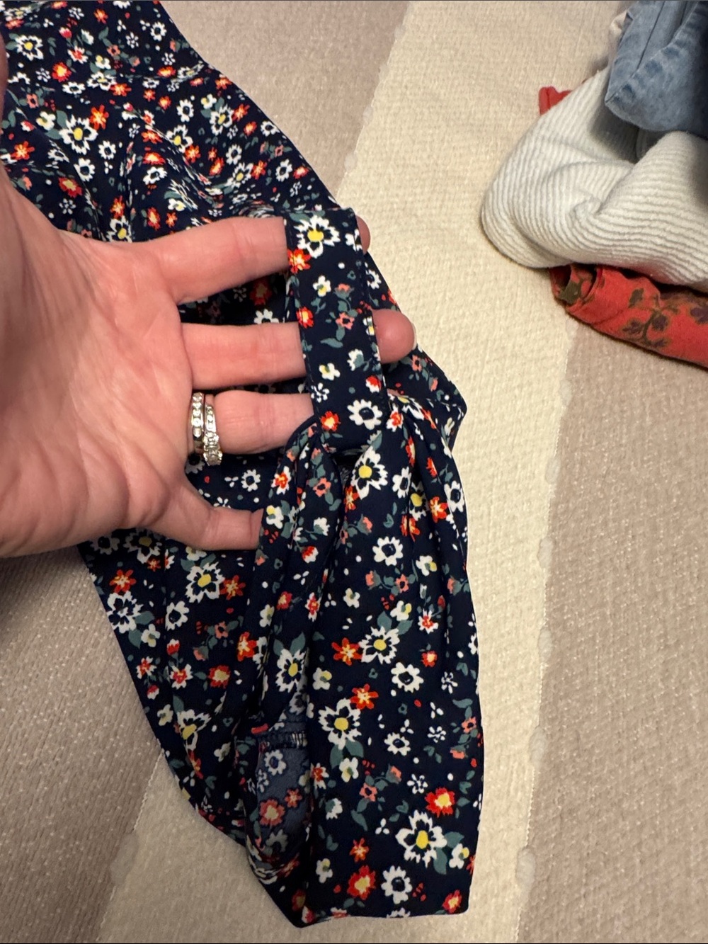 Floral Button-Front Blouse - Navy Multi - Picture 4 of 7